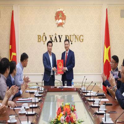 Công bố, trao Quyết định bổ nhiệm Phó Cục trưởng Cục Phát triển đô thị